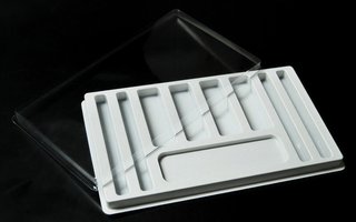 Estuche para 4 mecheros y 4 bolígrafos