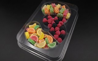 Envase para golosinas con separadores