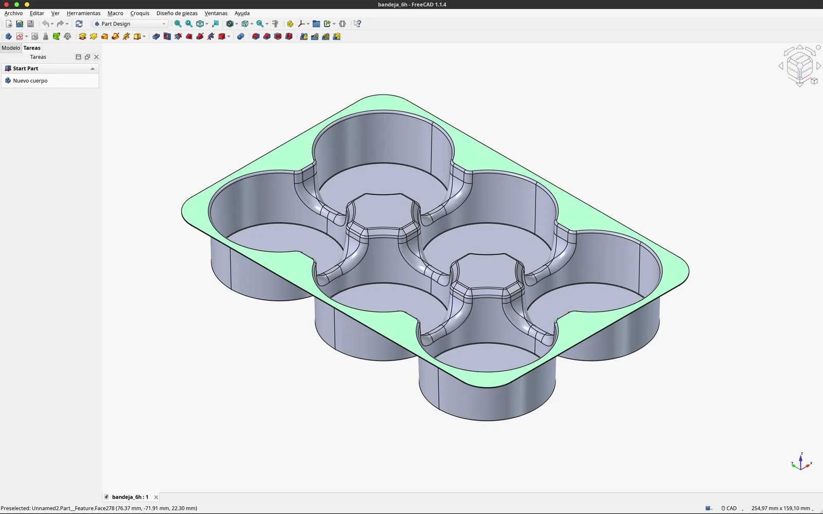 Diseño CAD de una bandeja expositora